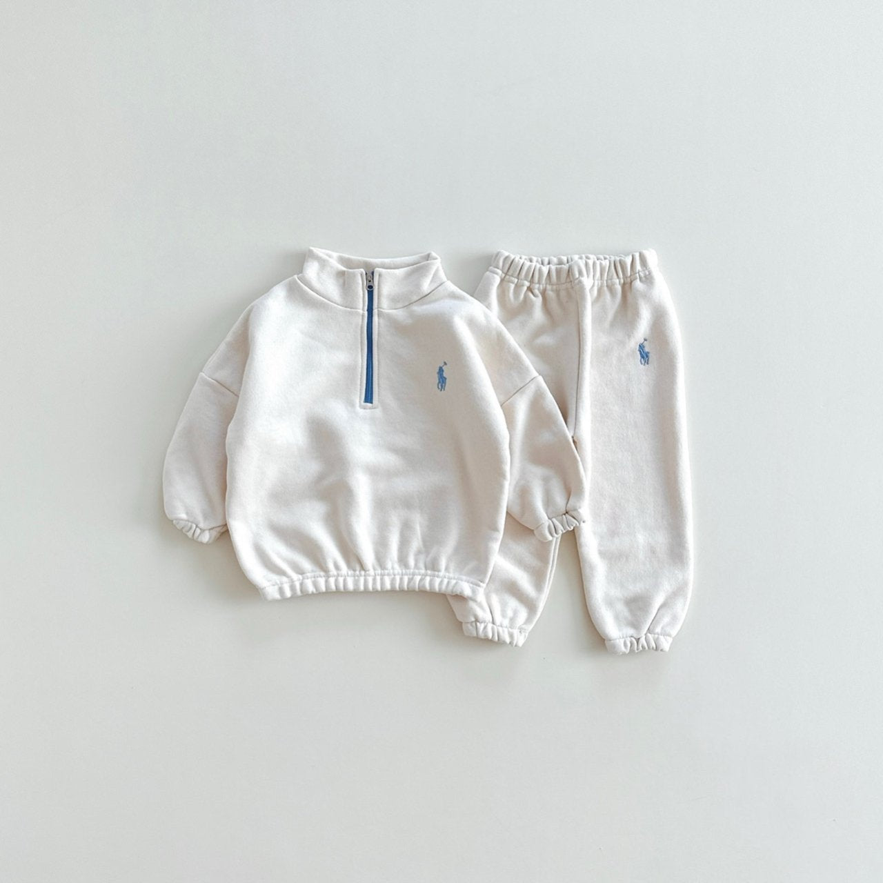 PL Half zip-up set