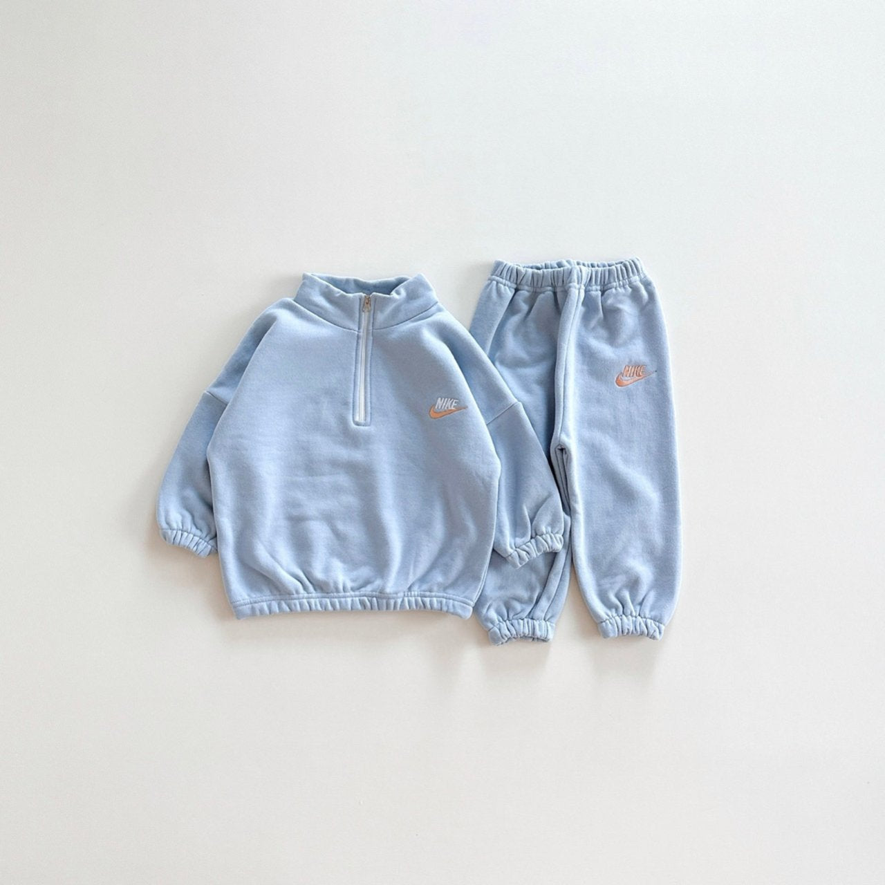 NK half zip-up set