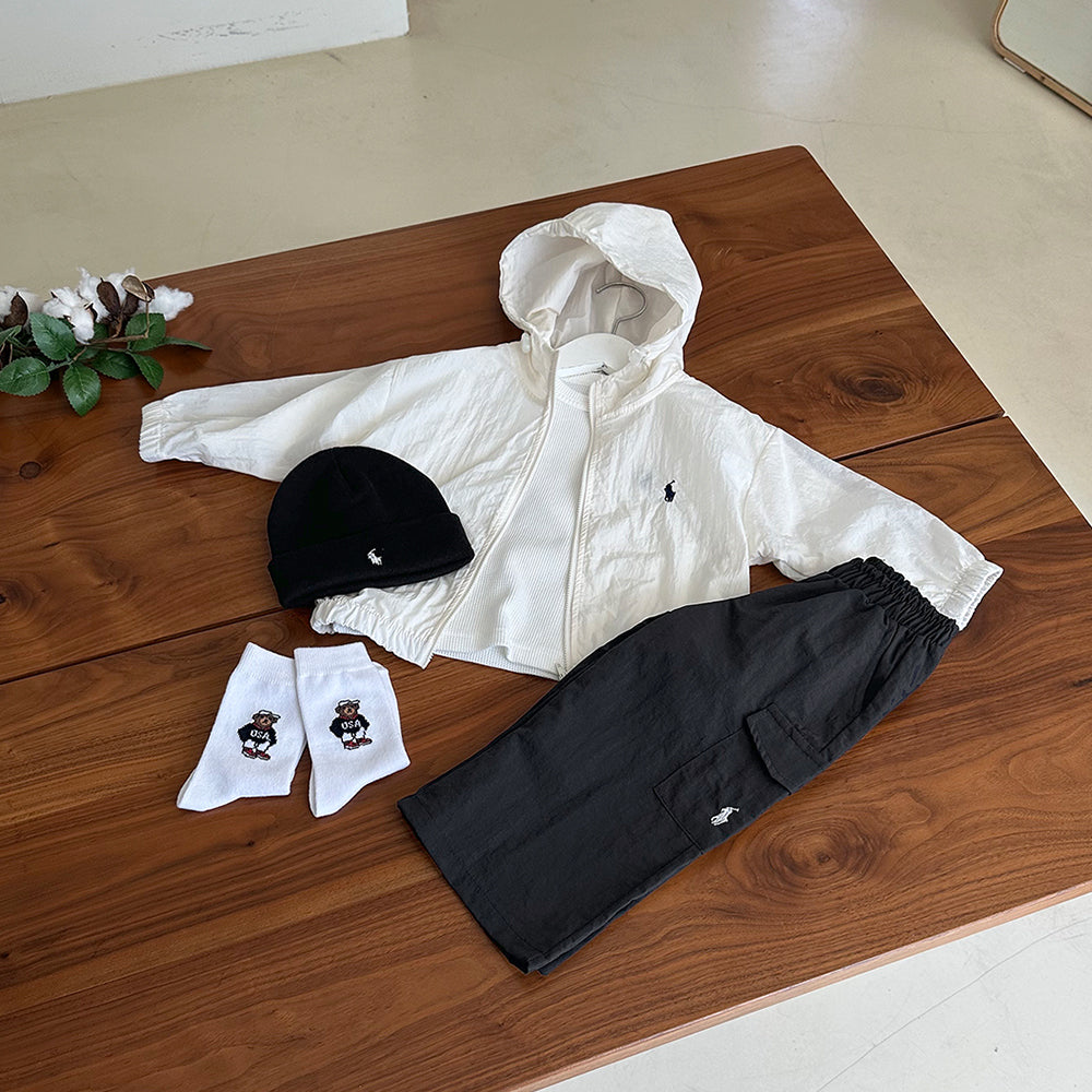 Windbreaker hoodie jacket