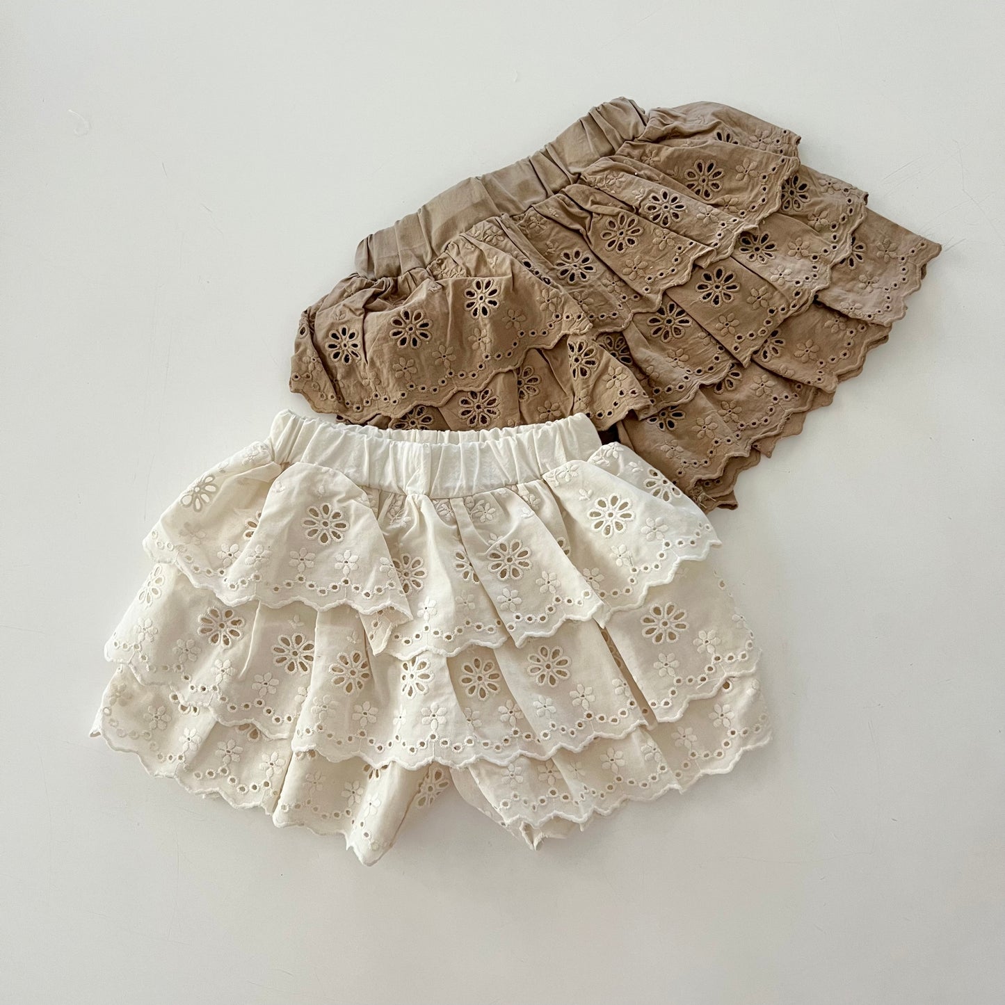 Roro lace shorts