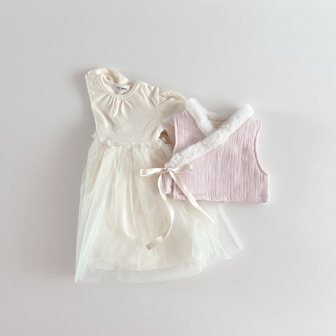 25' Girl Hanbok