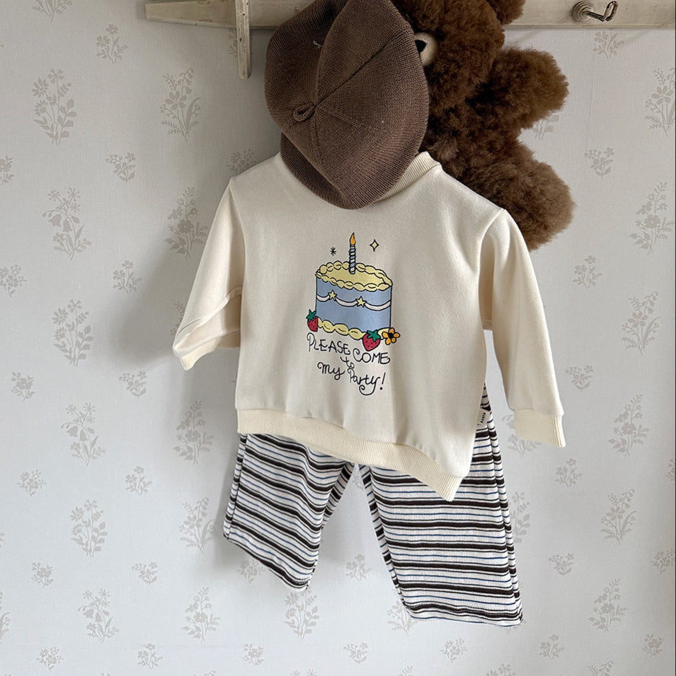 [PRE-ORDER] Cake Sweatshirt