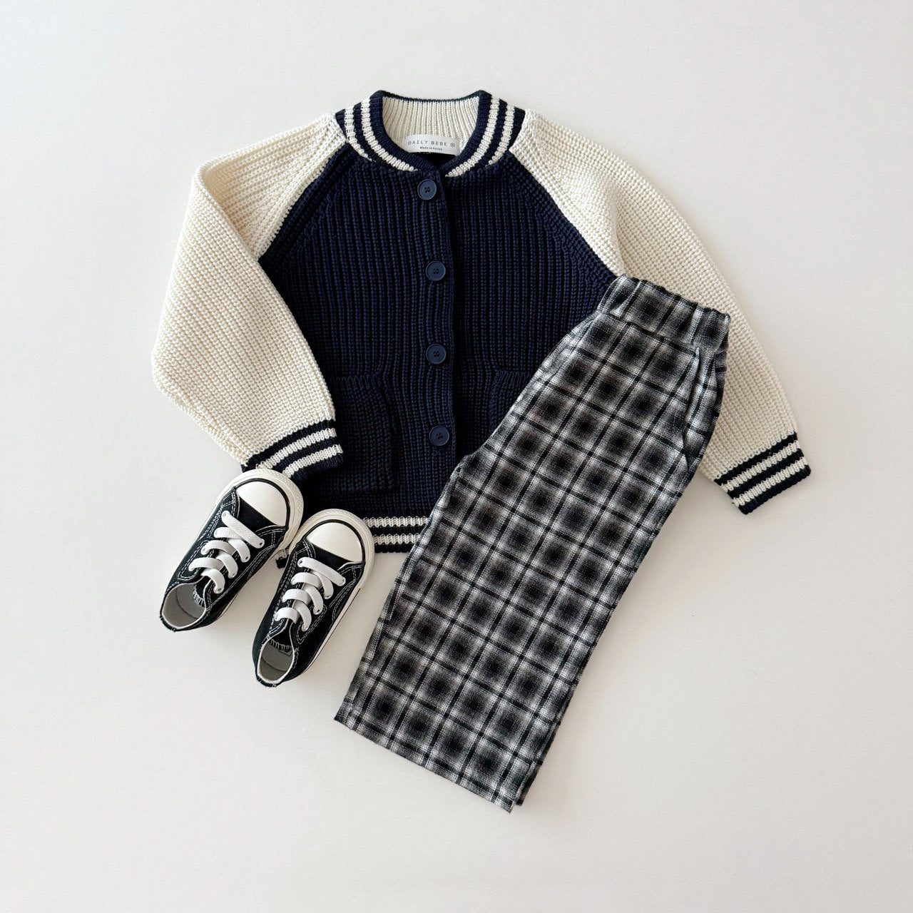 [PRE-ORDER] Varsity cardigan