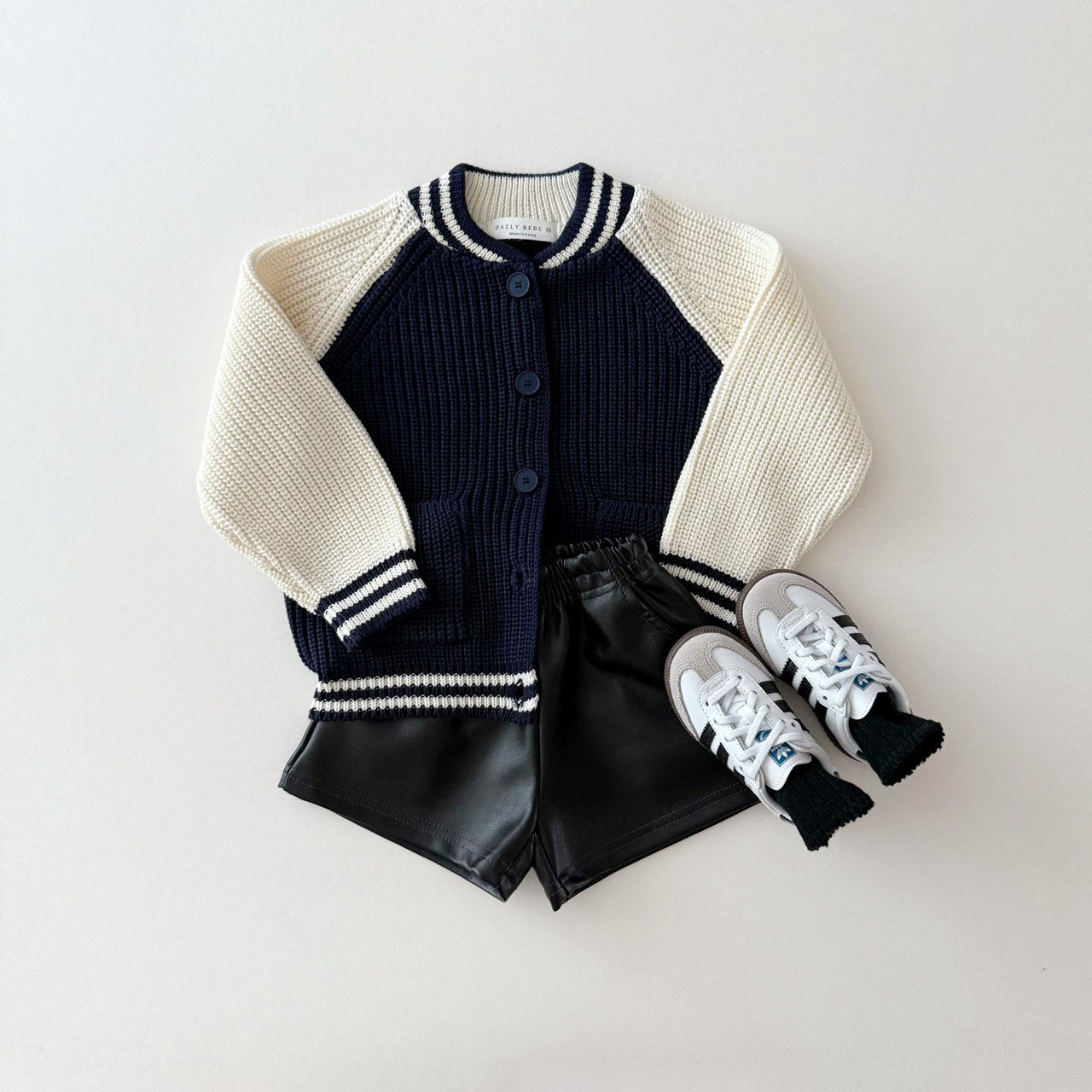 [PRE-ORDER] Varsity cardigan