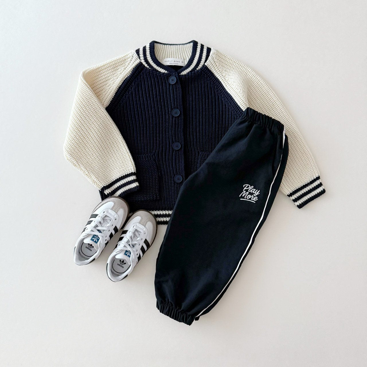 [PRE-ORDER] Varsity cardigan