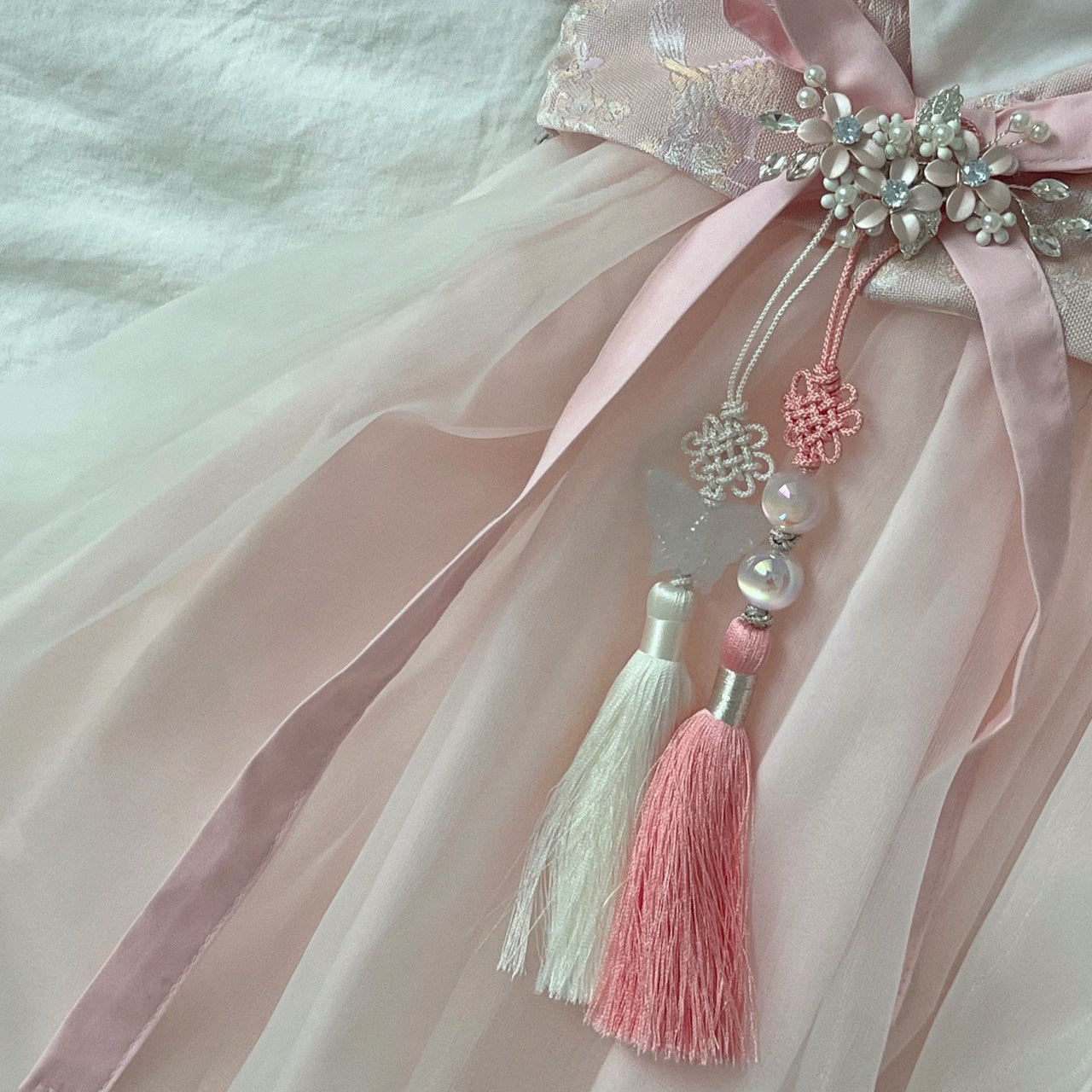 [PRE-ORDER] Butterfly norigae
