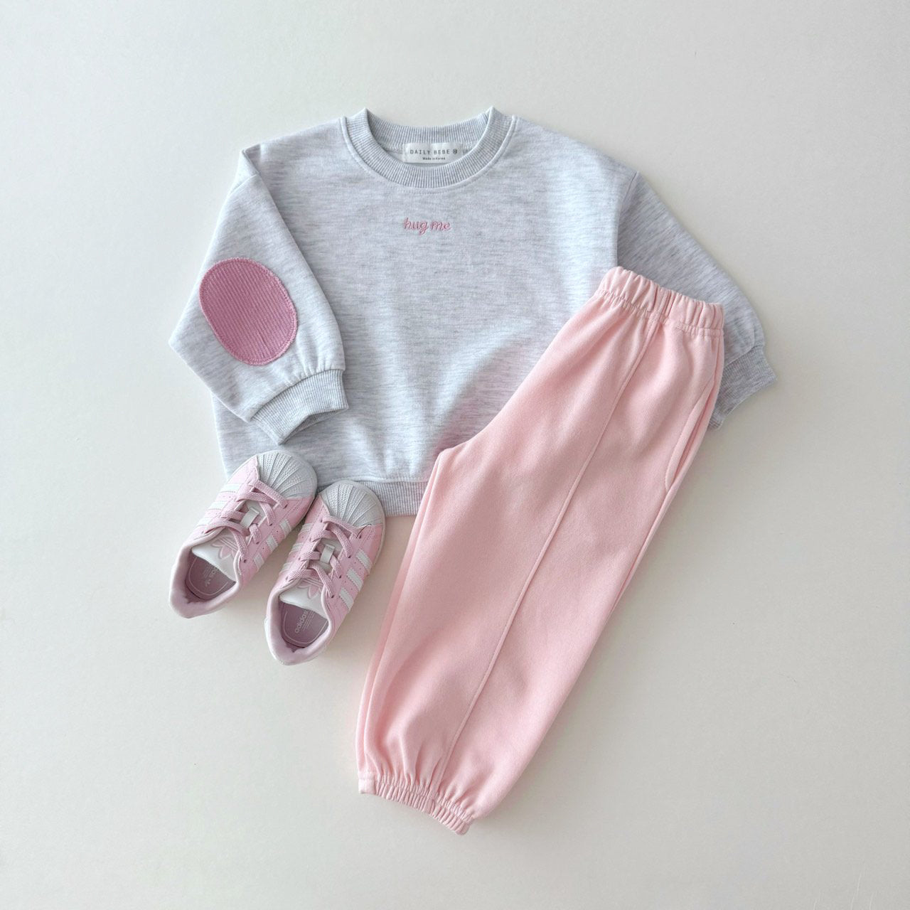 [PRE-ORDER] Hug me sweatshirt