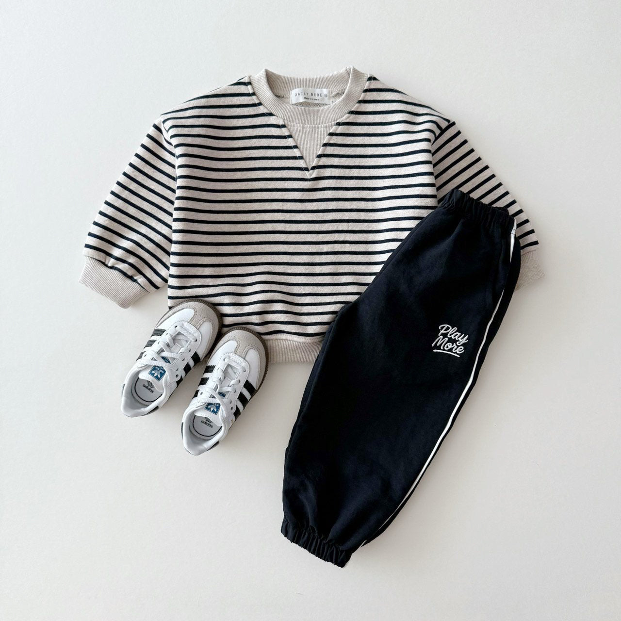 [PRE-ORDER] Striped sweatshirt
