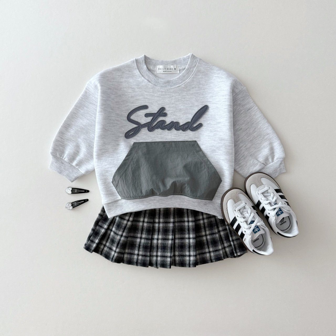 [PRE-ORDER] Stand pocket sweatshirt