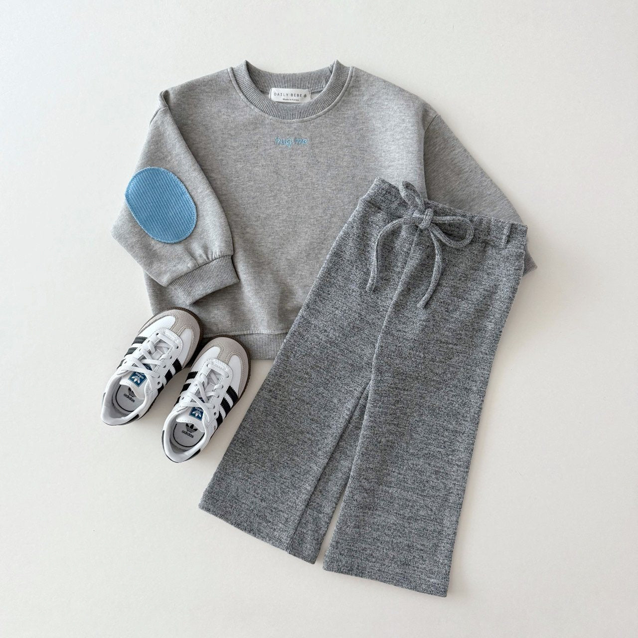 [PRE-ORDER] Hug me sweatshirt
