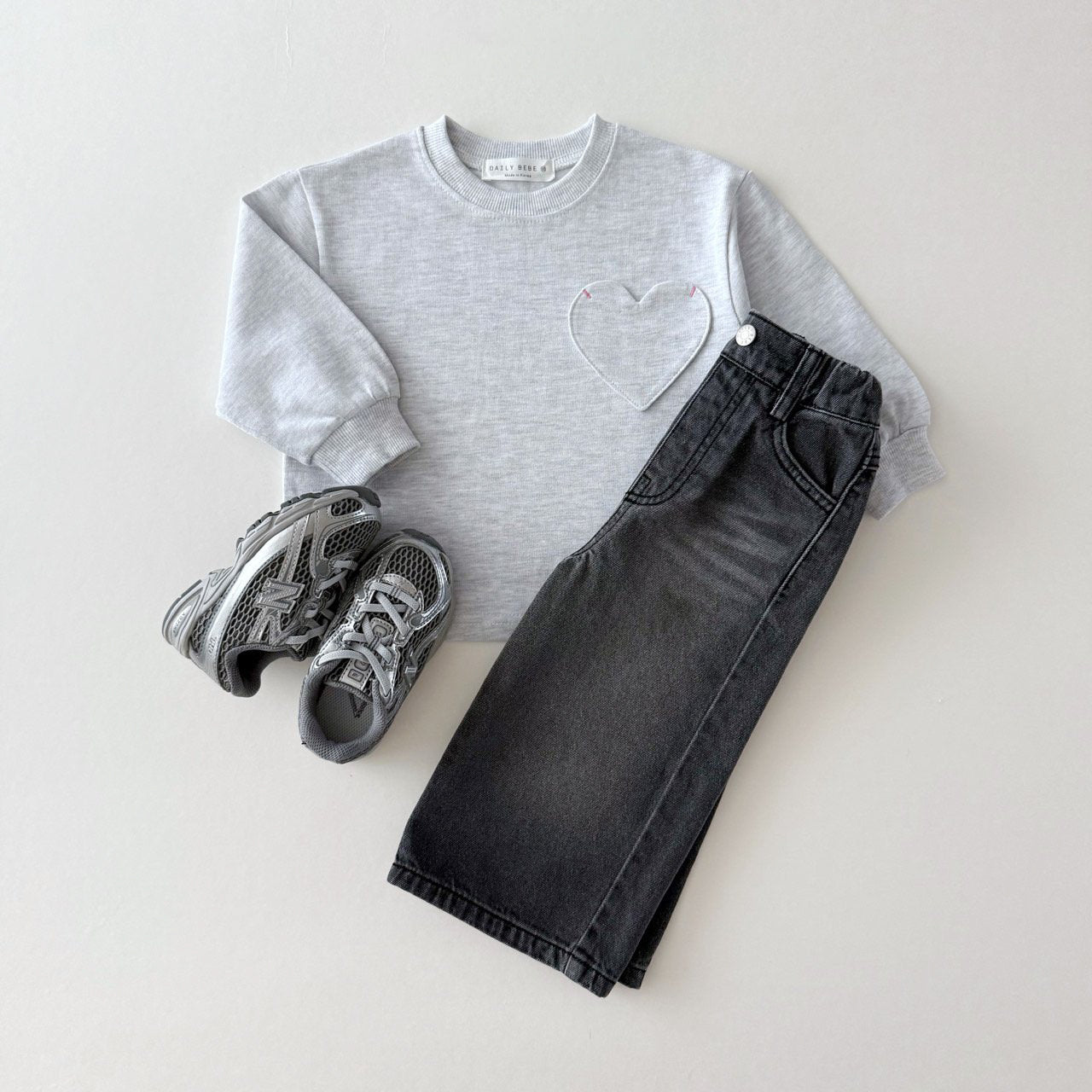 [PRE-ORDER] Heart pocket tee