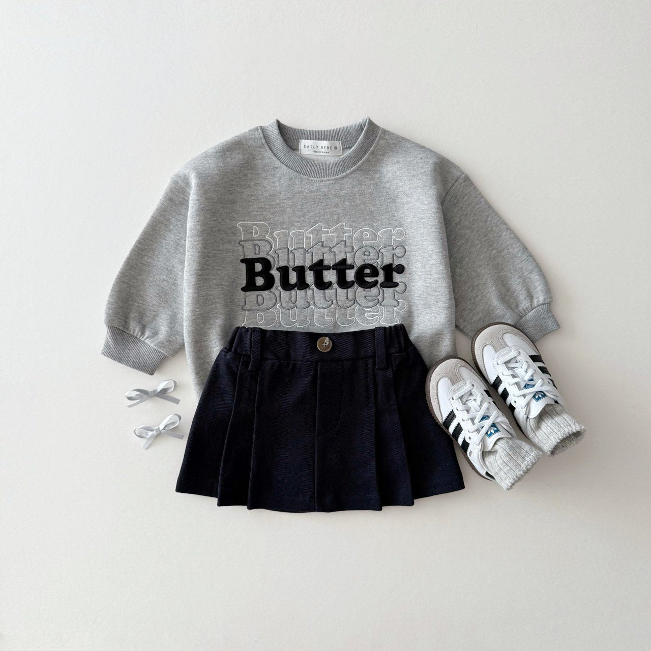 [PRE-ORDER] Butter embroidery sweatshirt