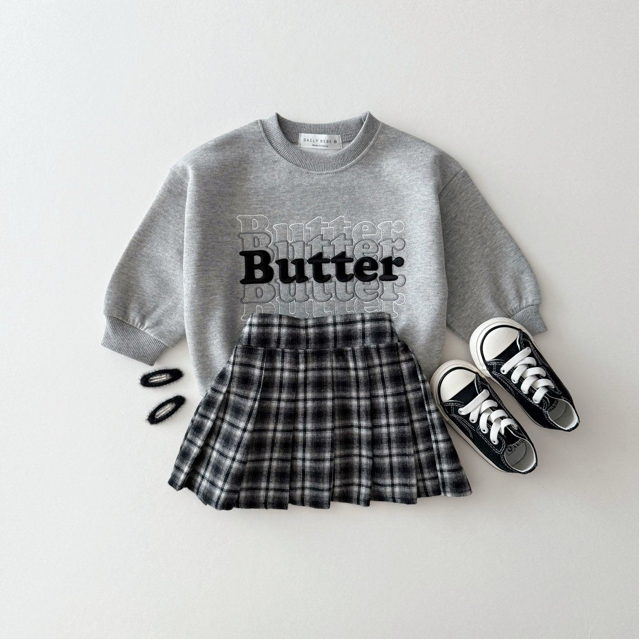 [PRE-ORDER] Butter embroidery sweatshirt
