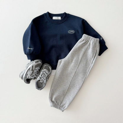 [PRE-ORDER] Love sweatshirt