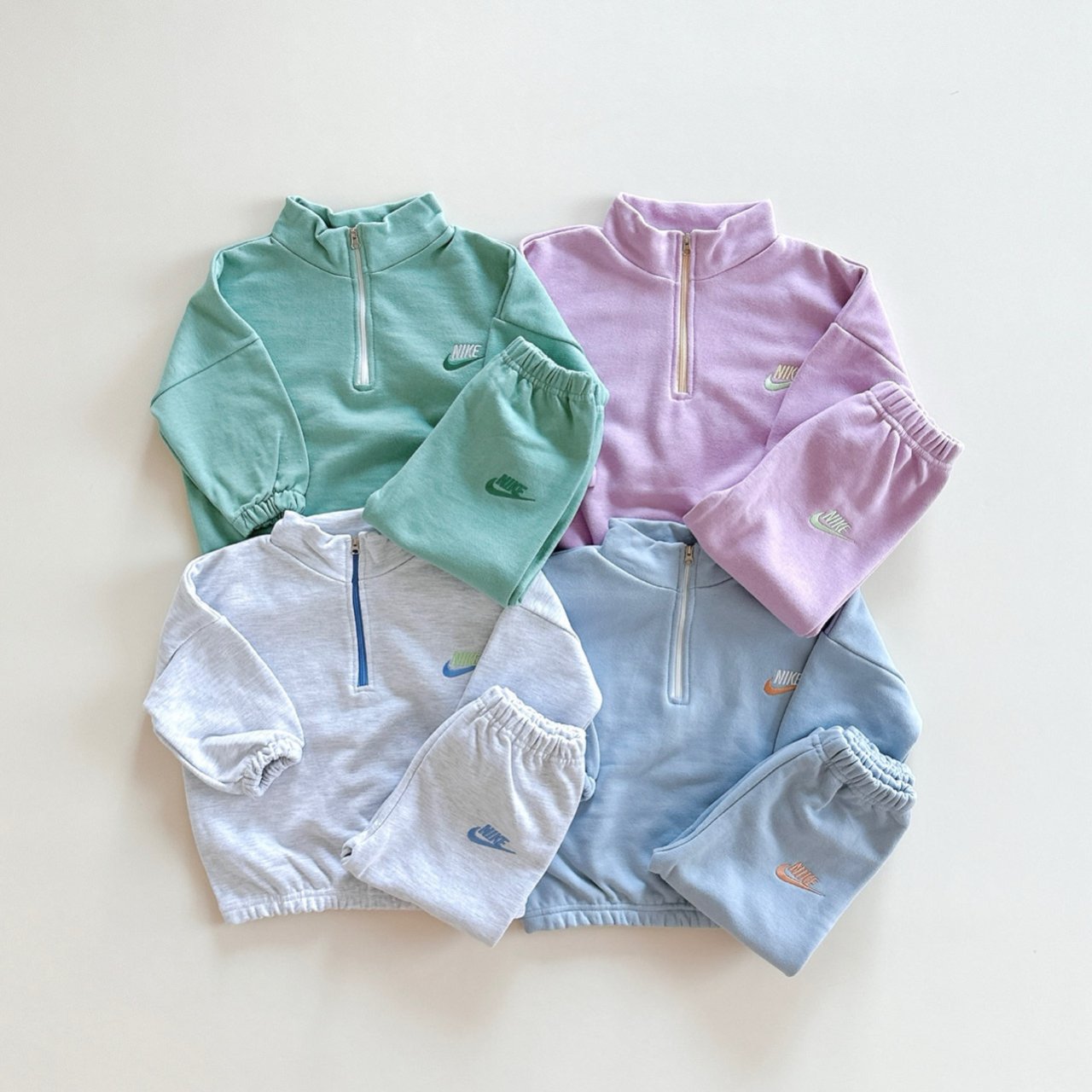 NK half zip-up set