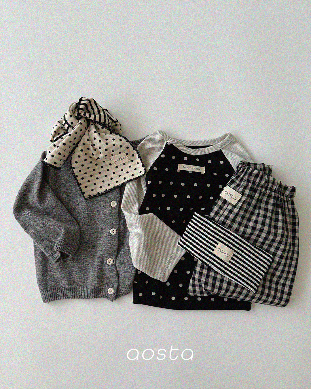 [PRE-ORDER] Knit cashmere cardigan