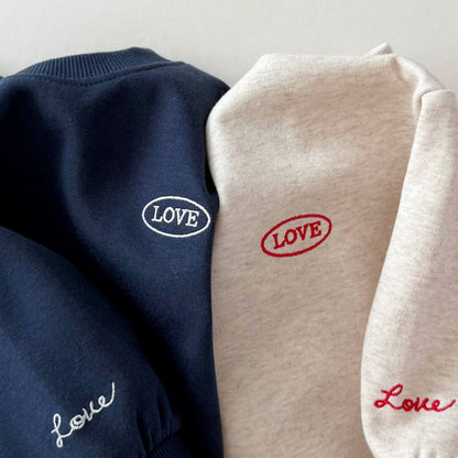 [PRE-ORDER] Love sweatshirt