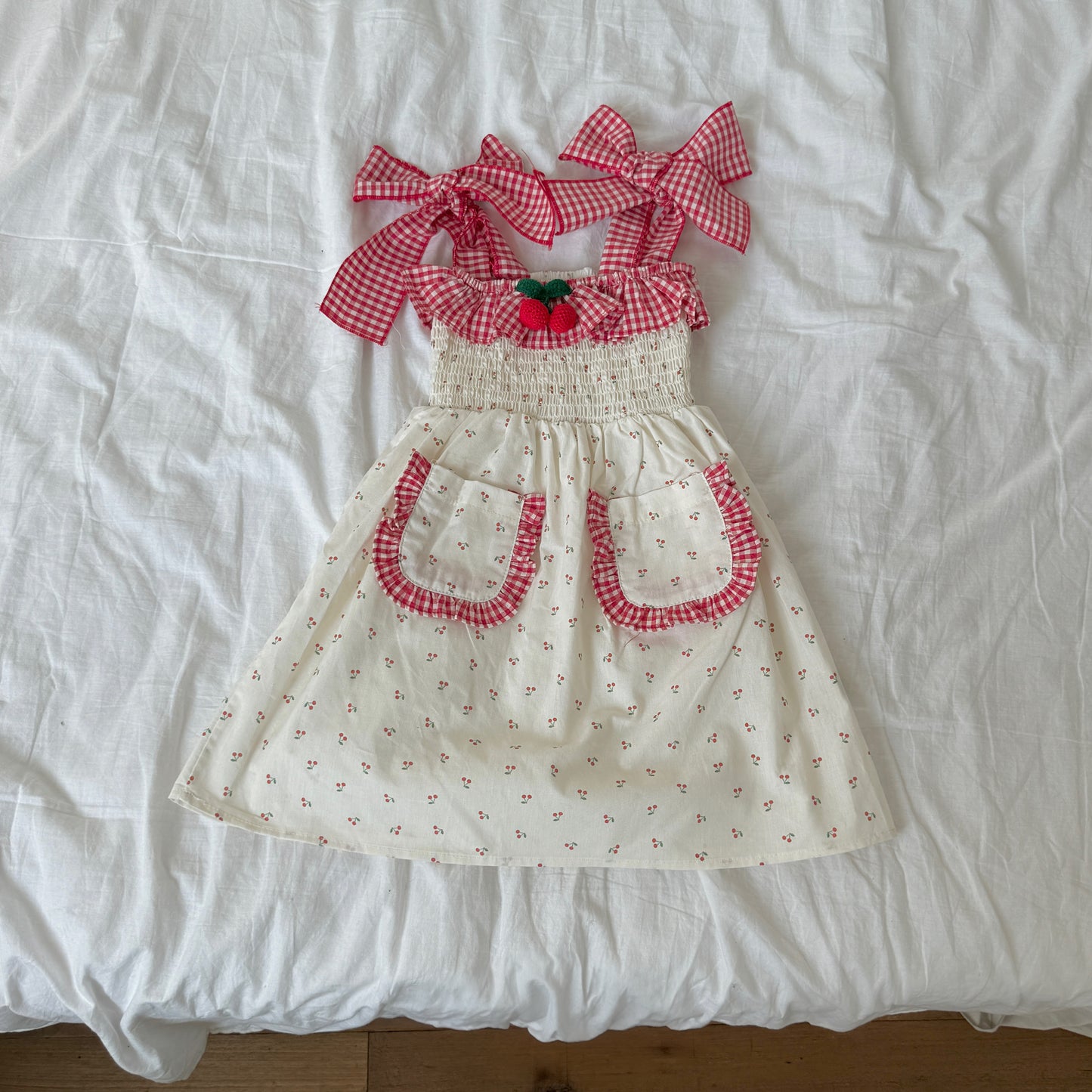 [PRE-ORDER] Cherry smocked dress