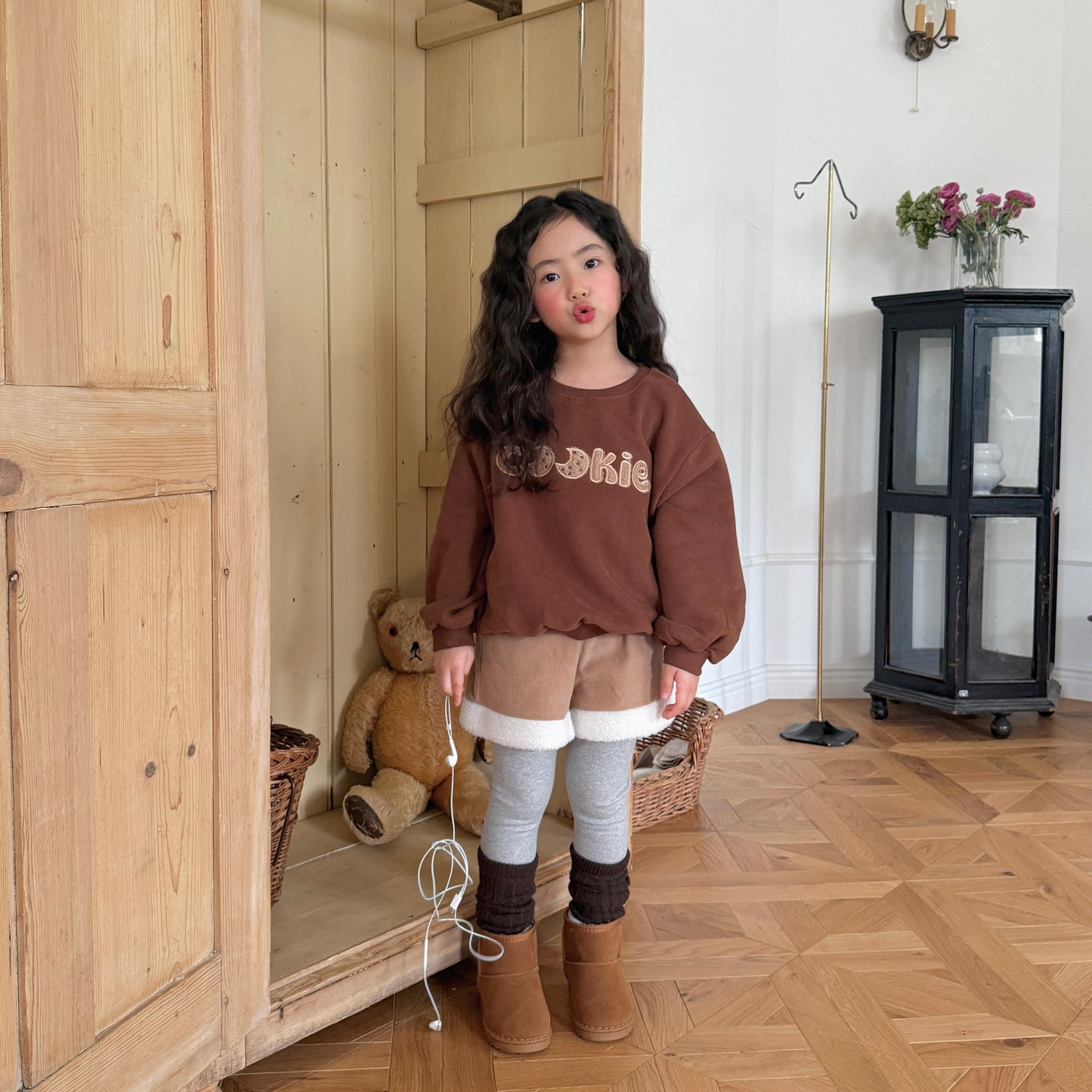 [PRE-ORDER] Yummy Sweatshirt