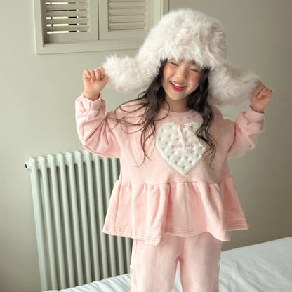 [PRE-ORDER] Snowbell Sweatshirt