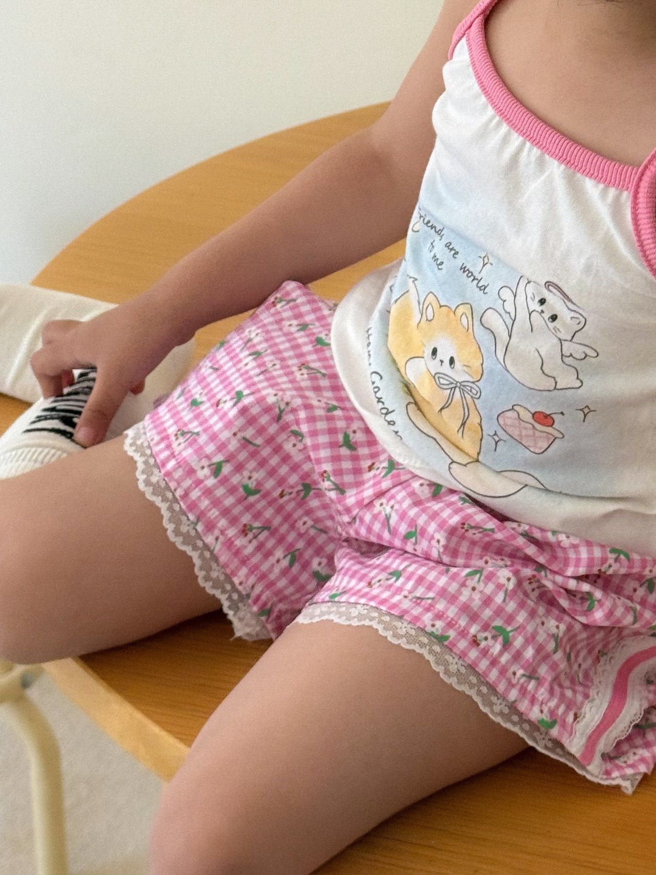 [PRE-ORDER] Dina Kitten Sleeveless top