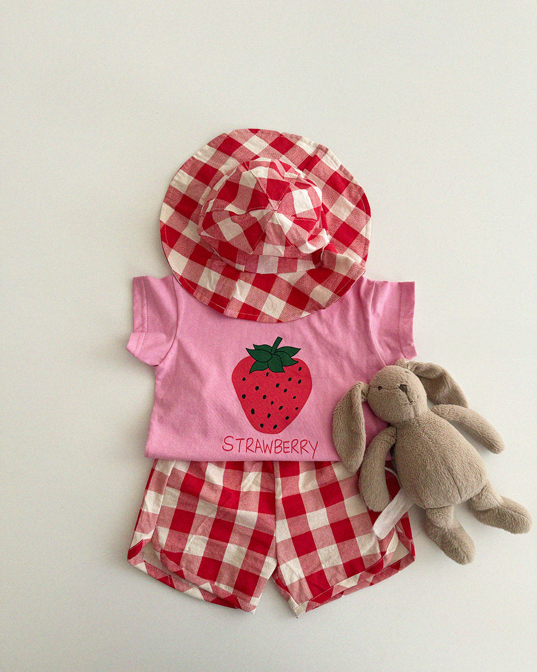 [PRE-ORDER] Strawberry t-shirt