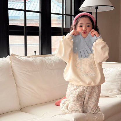 [PRE-ORDER] Gift Box Sweatshirt