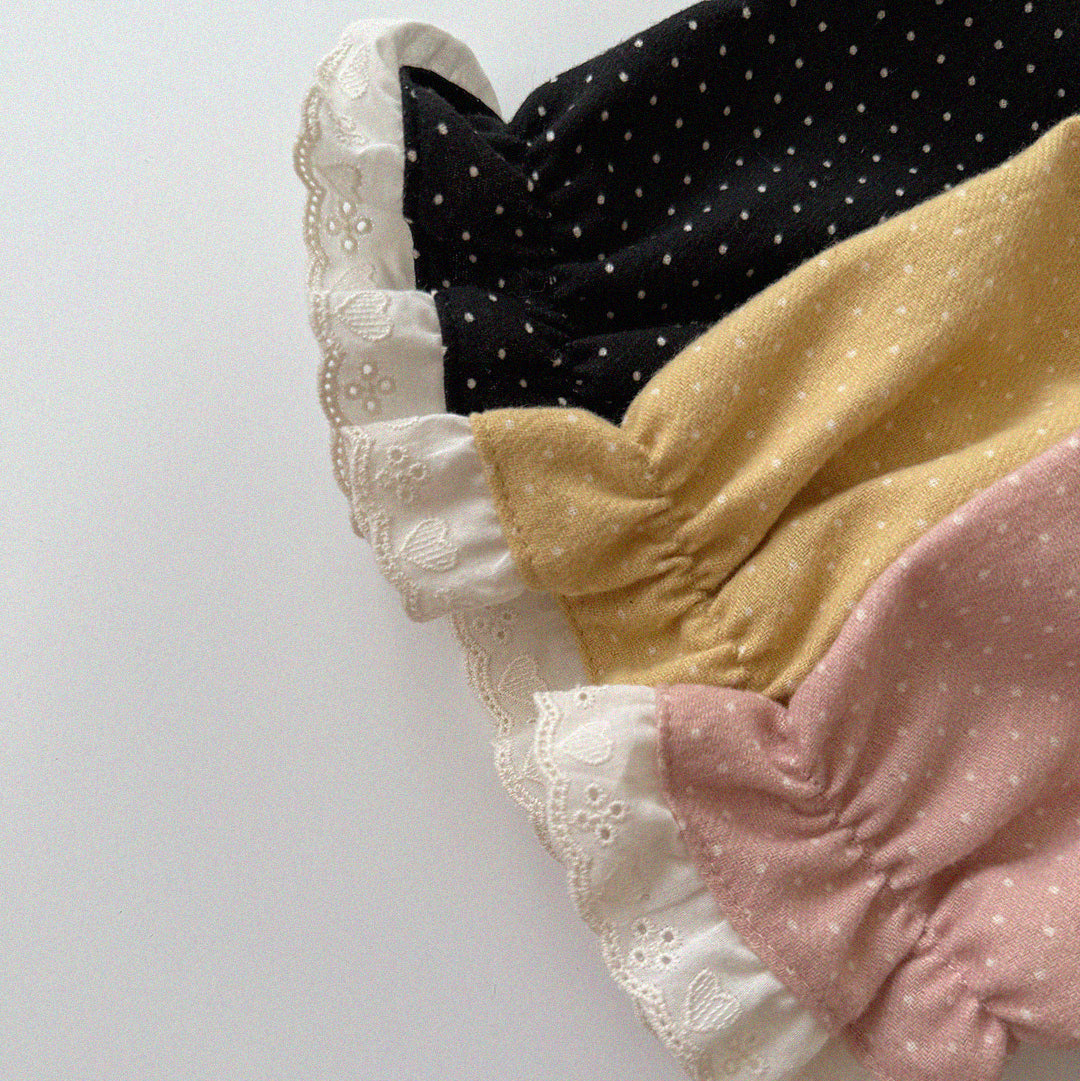 [PRE-ORDER] Milk dot blouse