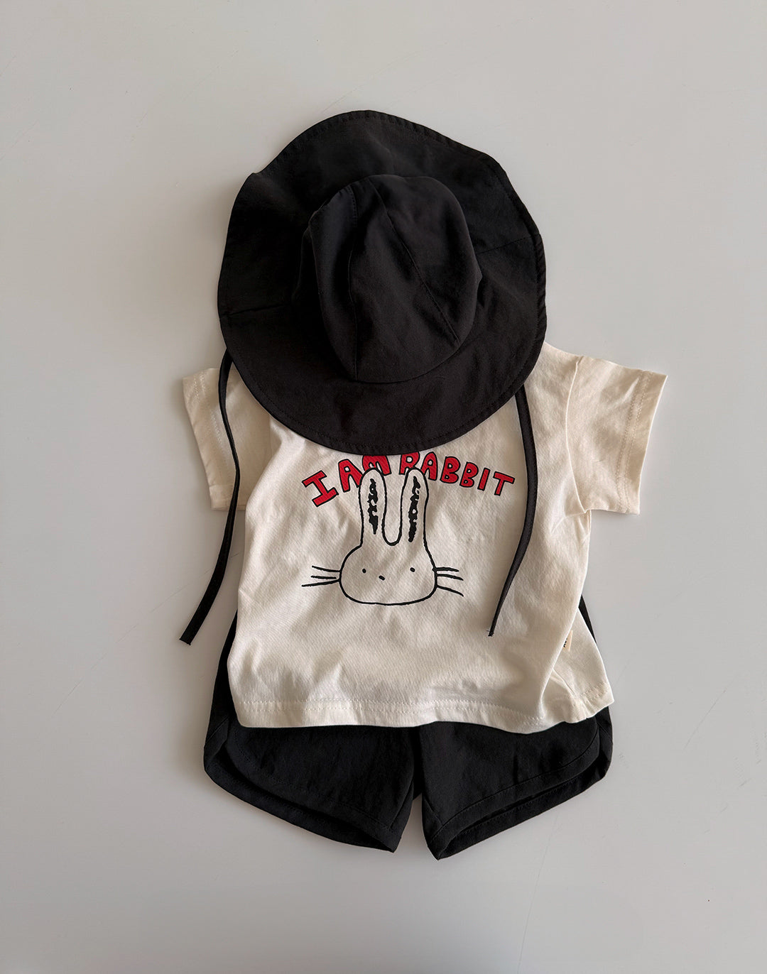 [PRE-ORDER] Rabbit t-shirt