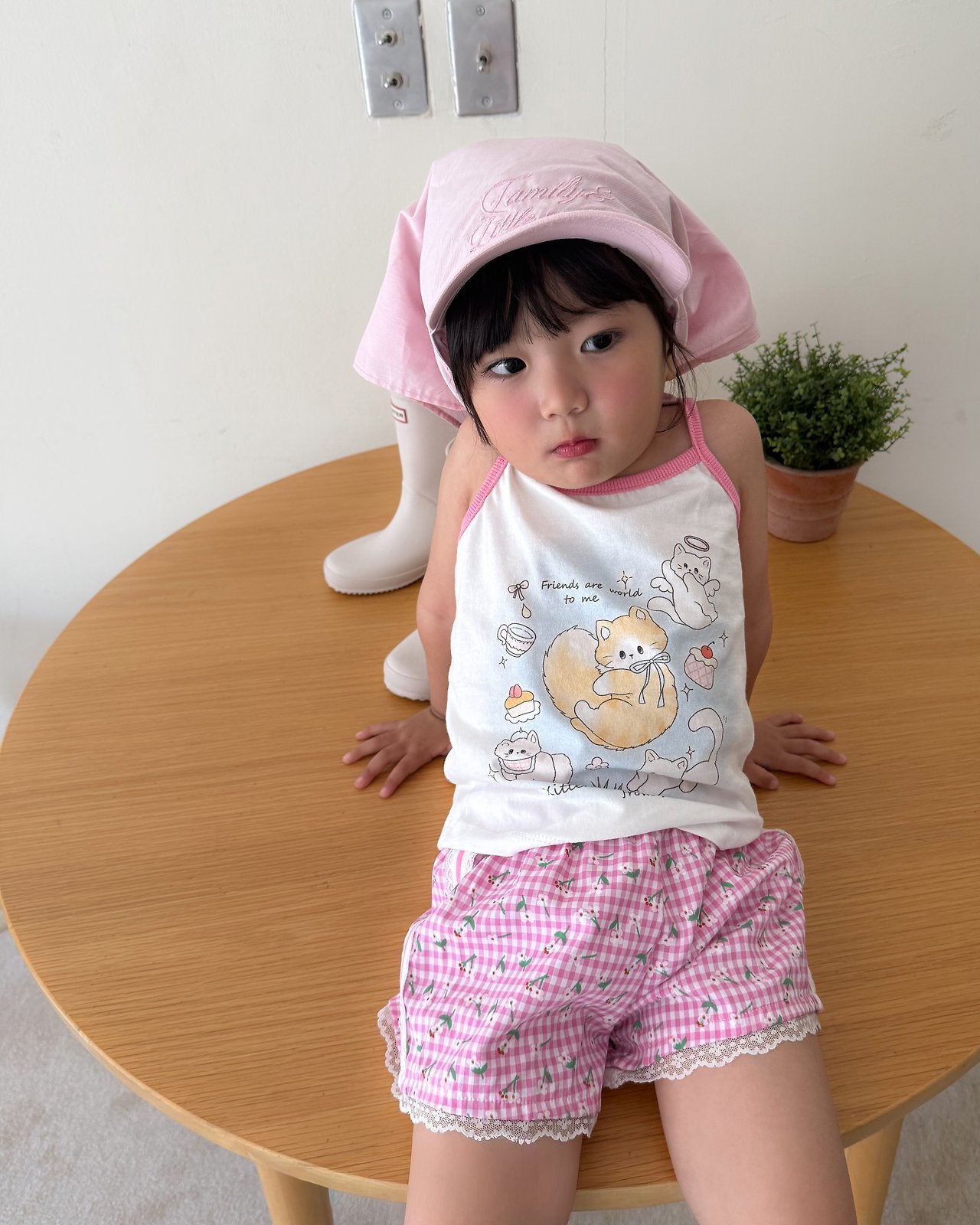 [PRE-ORDER] Dina Kitten Sleeveless top