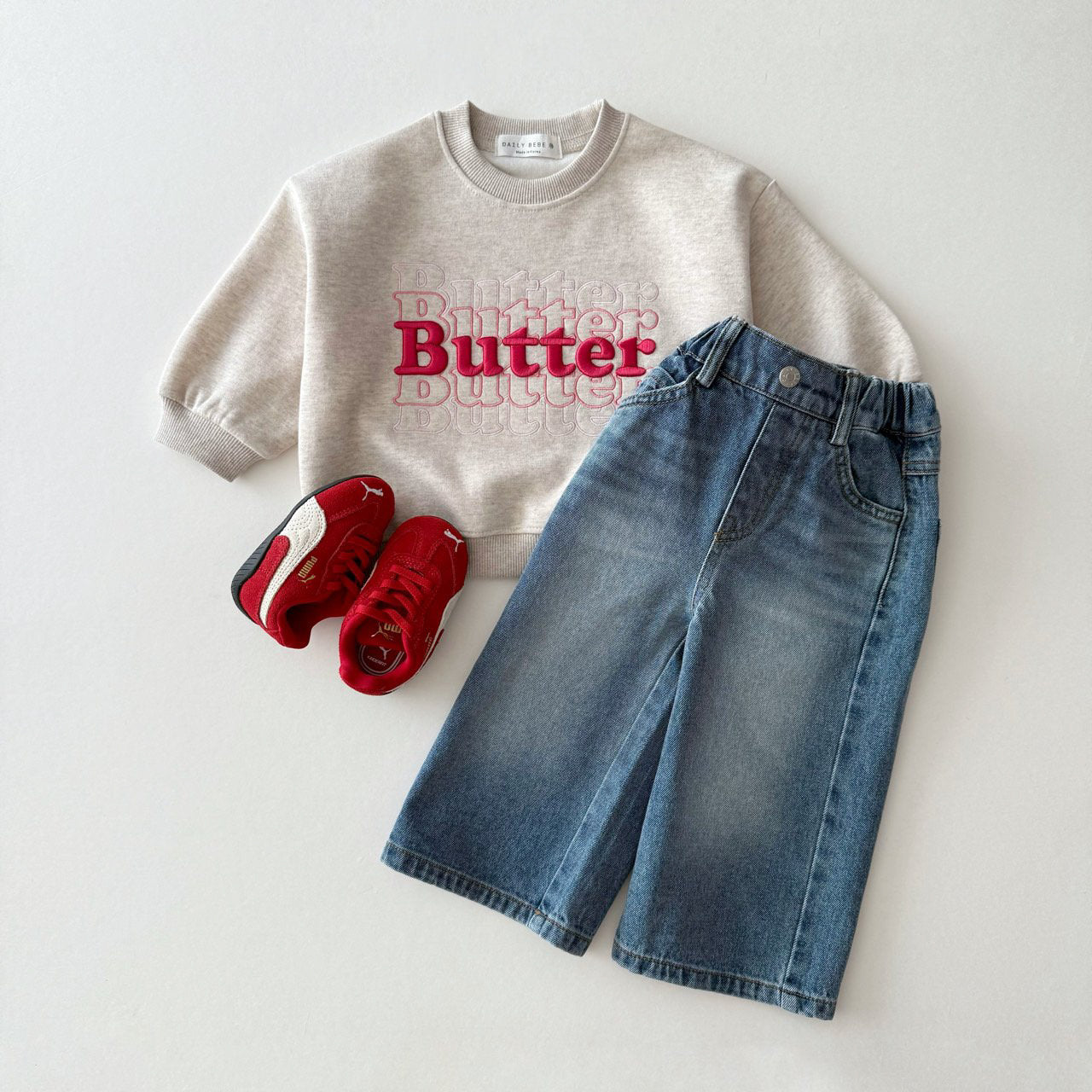 [PRE-ORDER] Butter embroidery sweatshirt