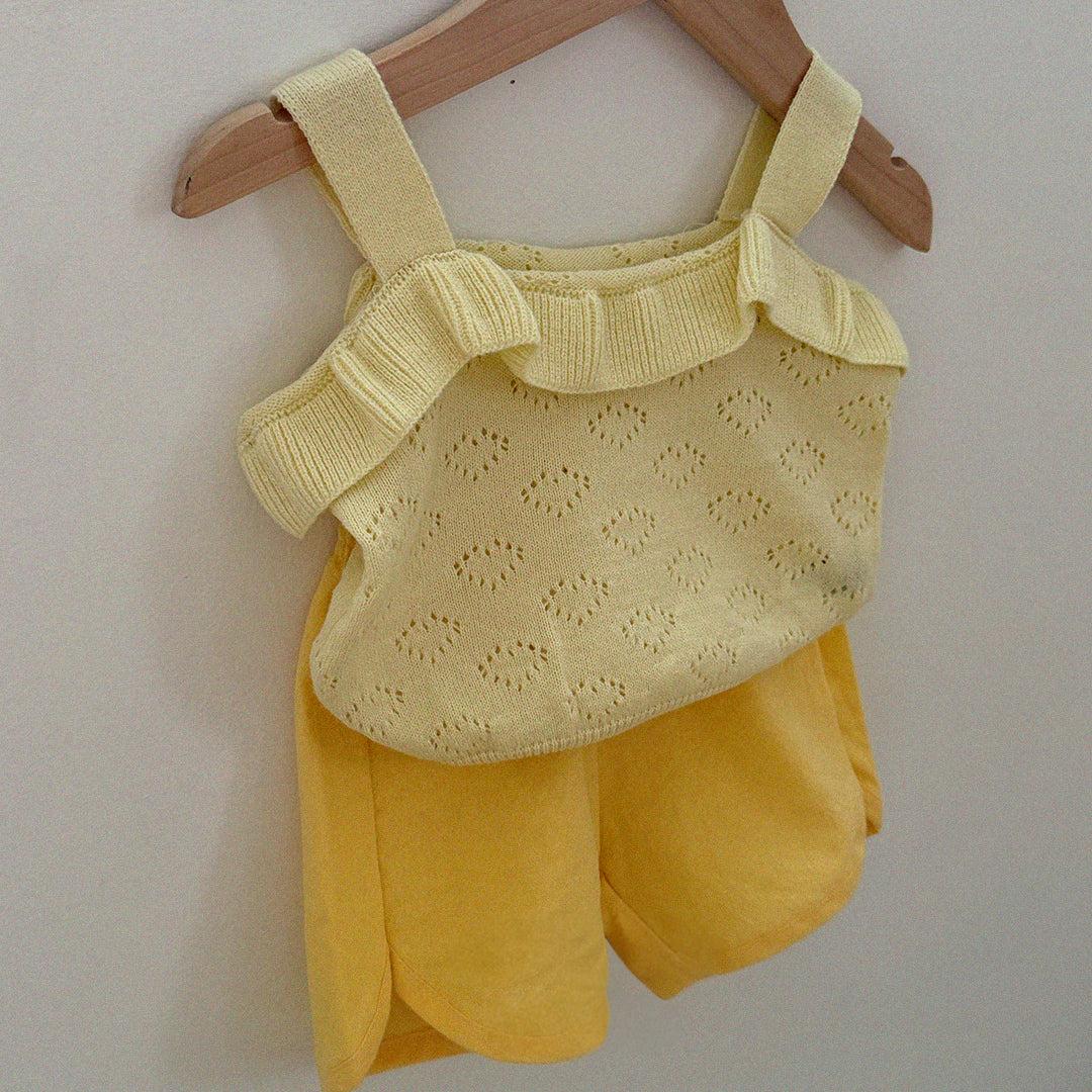 [PRE-ORDER] Knit frill sleeveless top