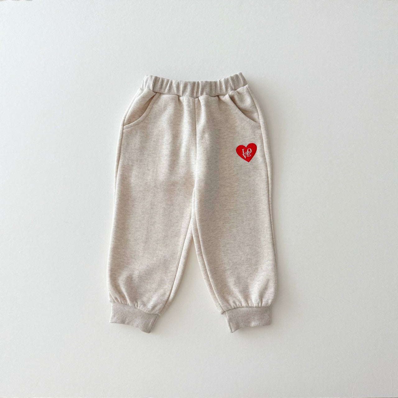 [PRE-ORDER] Love embroidery set