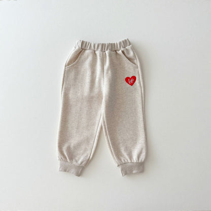 [PRE-ORDER] Love embroidery set