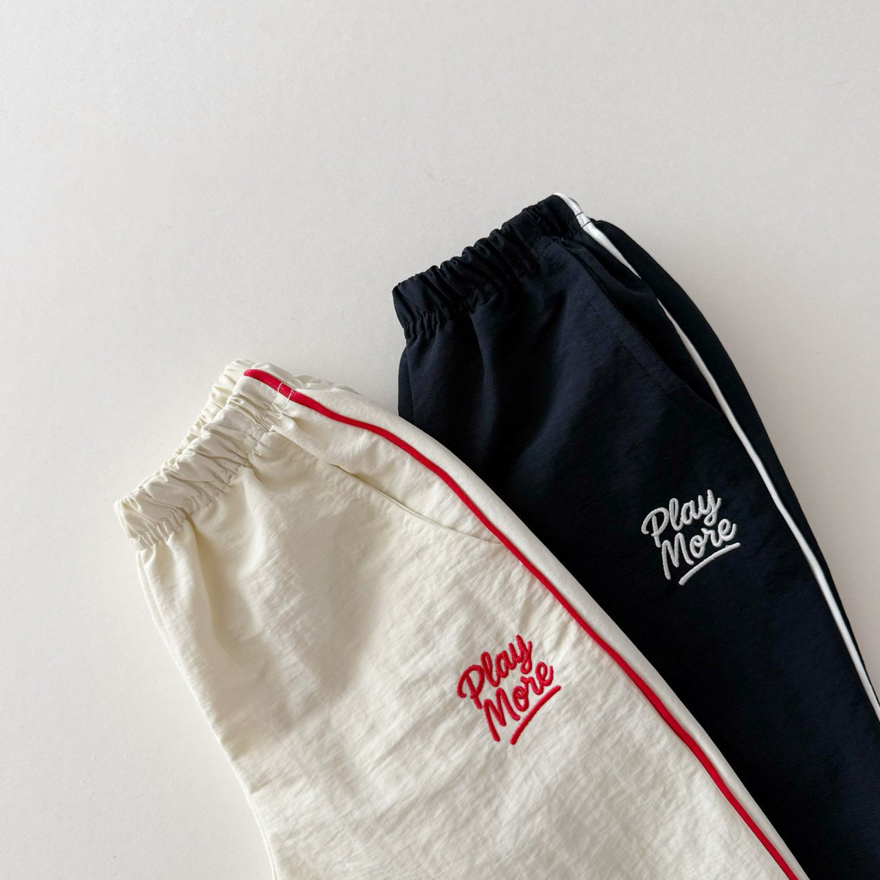 [PRE-ORDER] Play more jogger pants