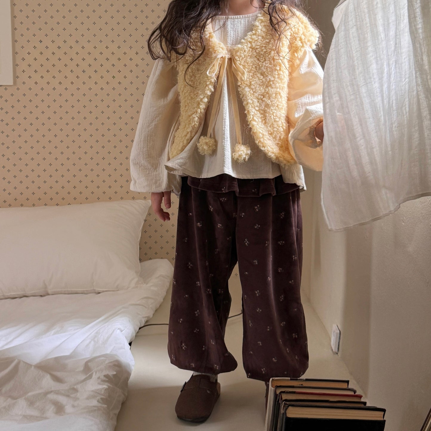 [PRE-ORDER] Sugar Fluffy Vest