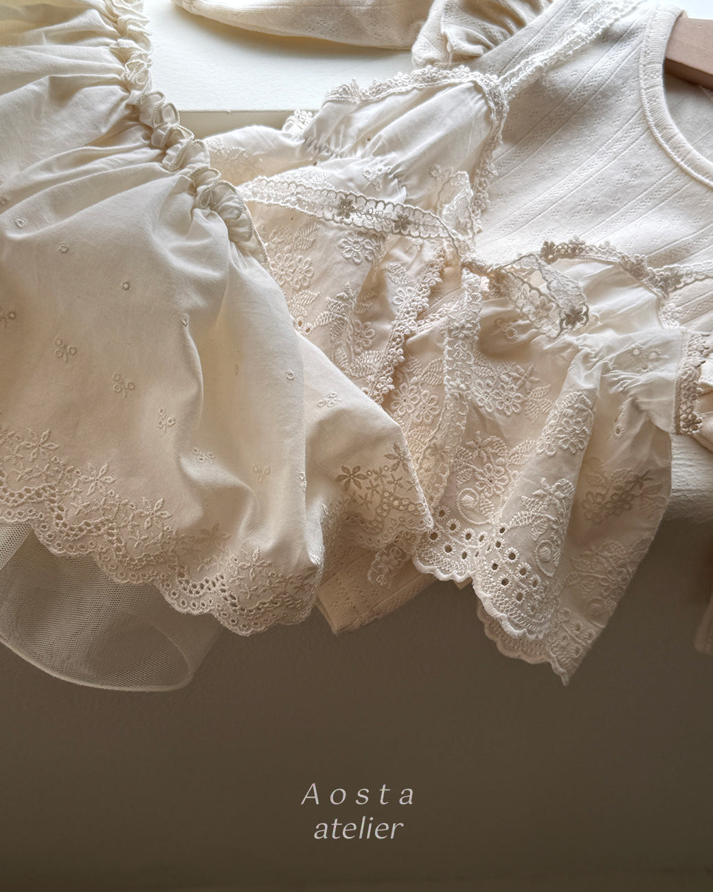 [PRE-ORDER] Fall Lace Skirt