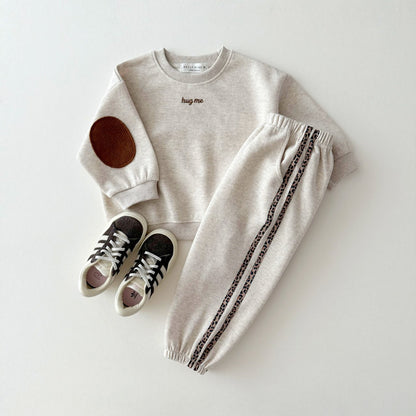 [PRE-ORDER] Hug me sweatshirt