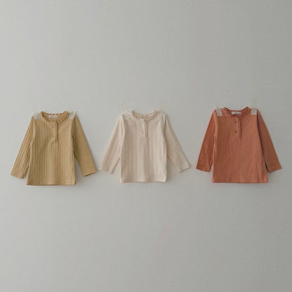 [PRE-ORDER] Delicate 2-Button Ribbed Tee