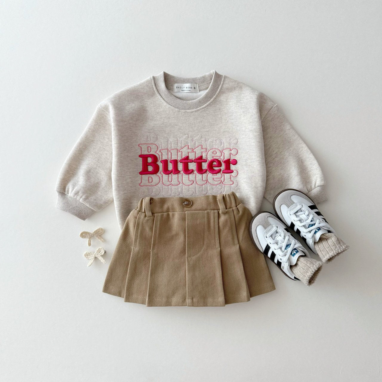 [PRE-ORDER] Butter embroidery sweatshirt