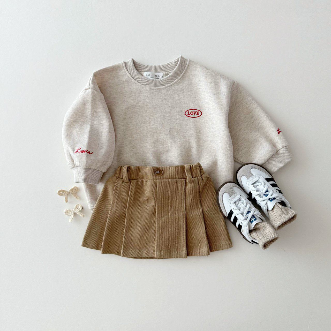 [PRE-ORDER] Love sweatshirt
