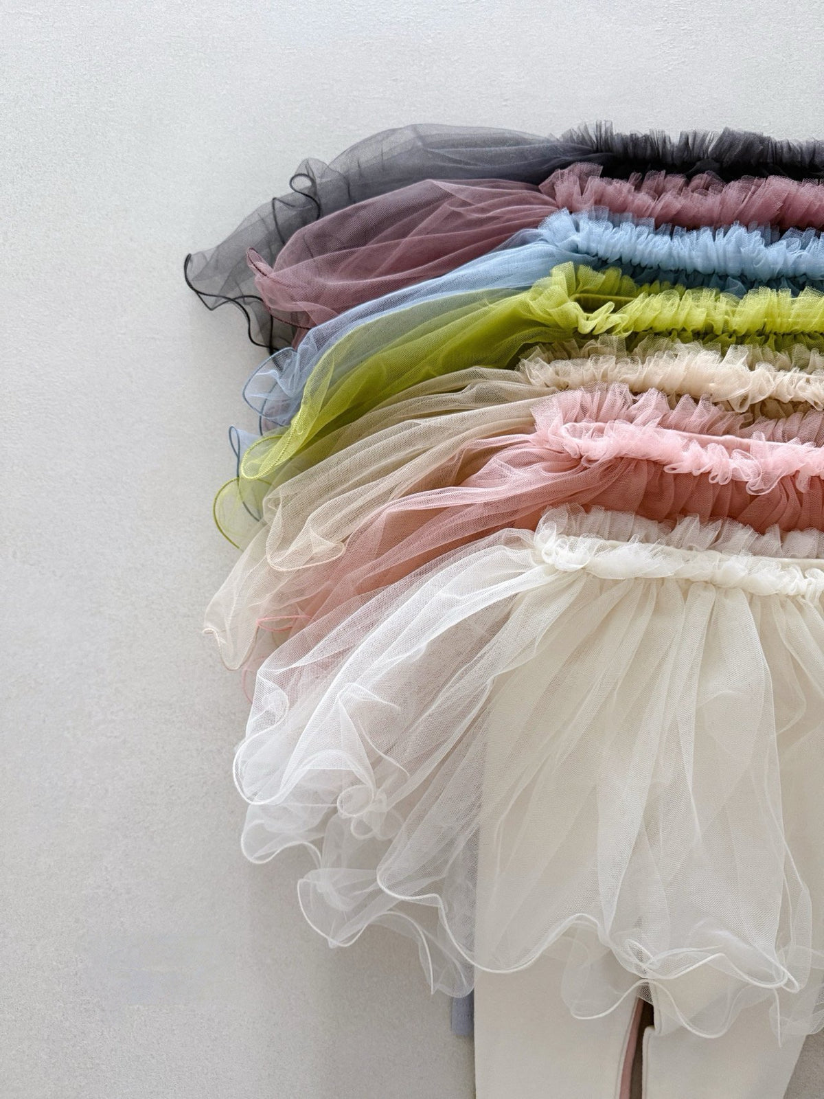 [PRE-ORDER] Autumn Tulle leggings