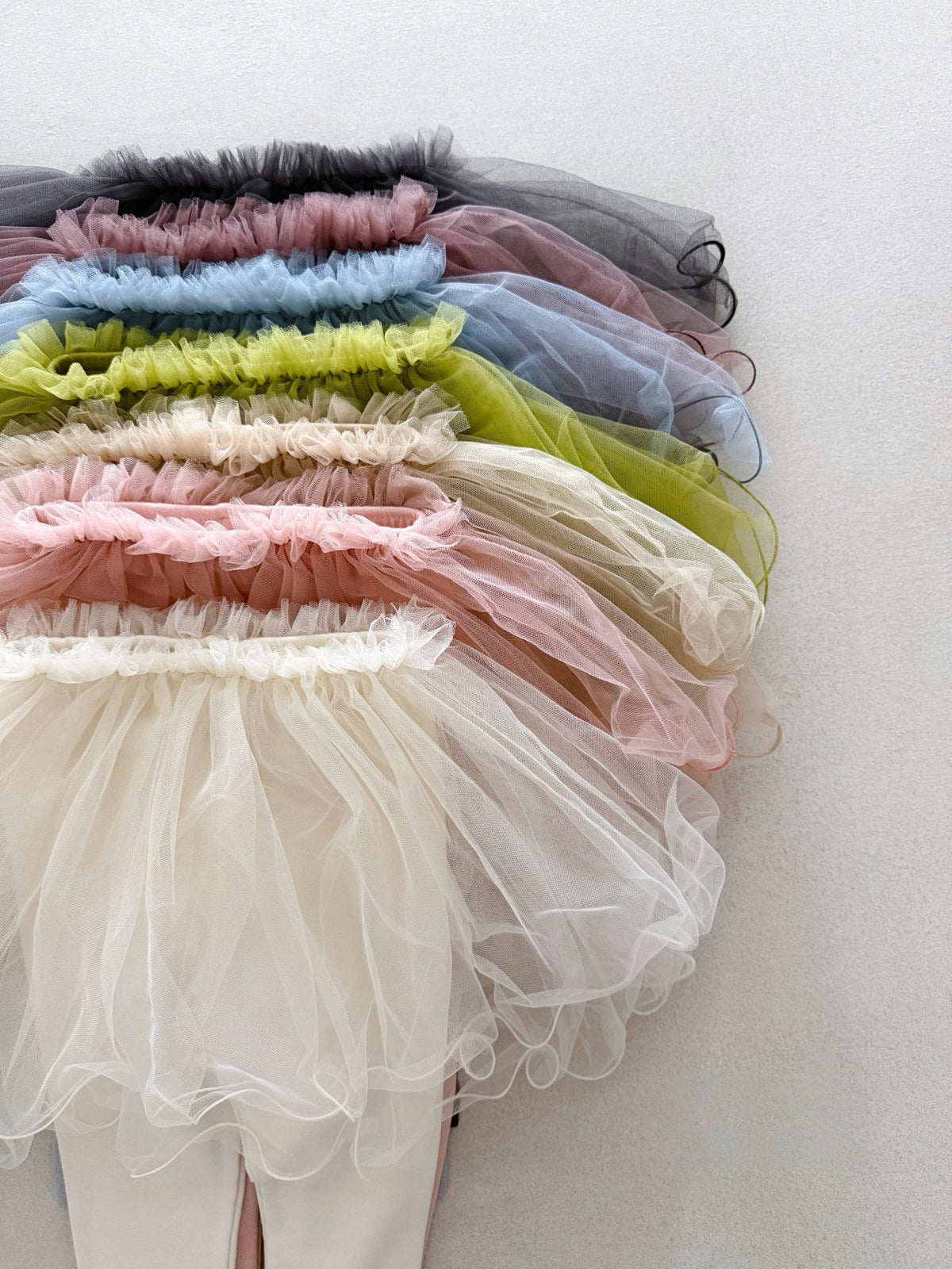 [PRE-ORDER] Autumn Tulle leggings