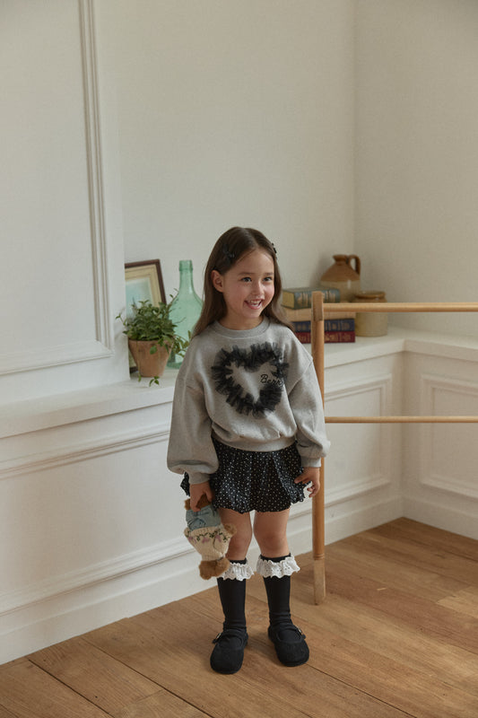 [PRE-ORDER] Soft Heart Sweatshirt