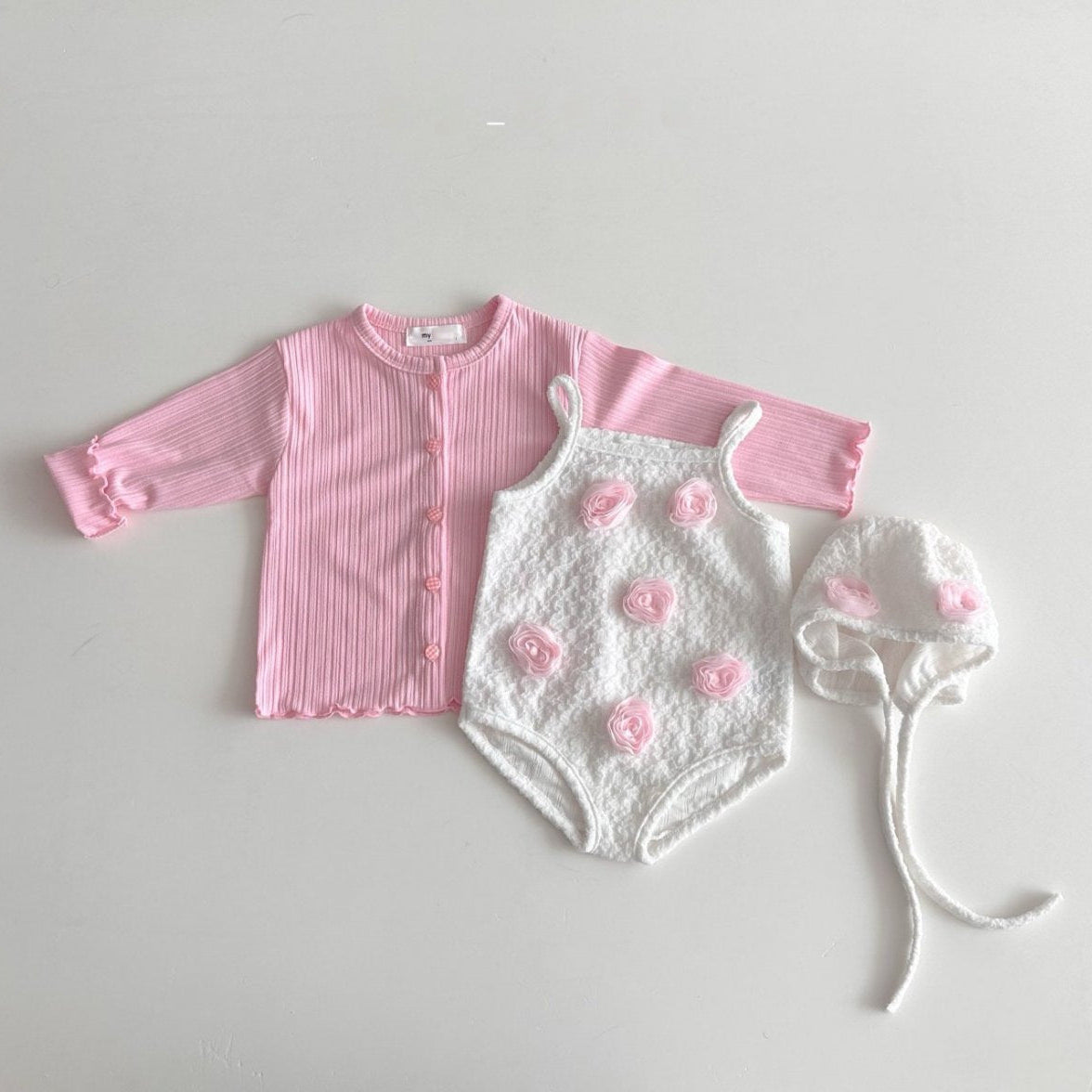 [PRE-ORDER] Flowery Swimsuit Set