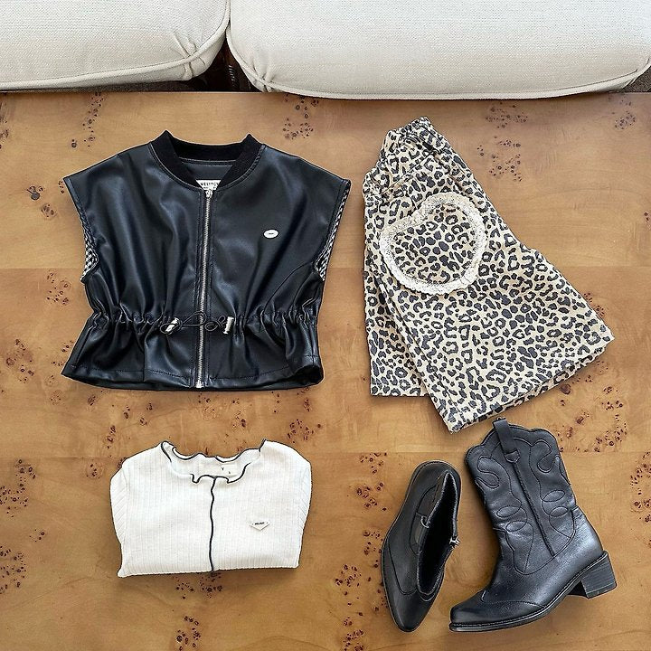 [PRE-ORDER] Leopard Heart Bermuda Shorts