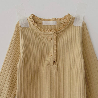 [PRE-ORDER] Delicate 2-Button Ribbed Tee
