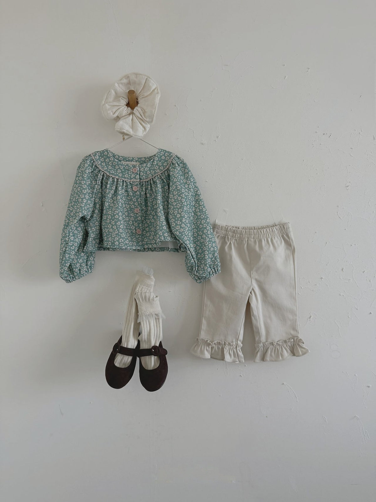 [PRE-ORDER] Trendy Capri Frill Pants