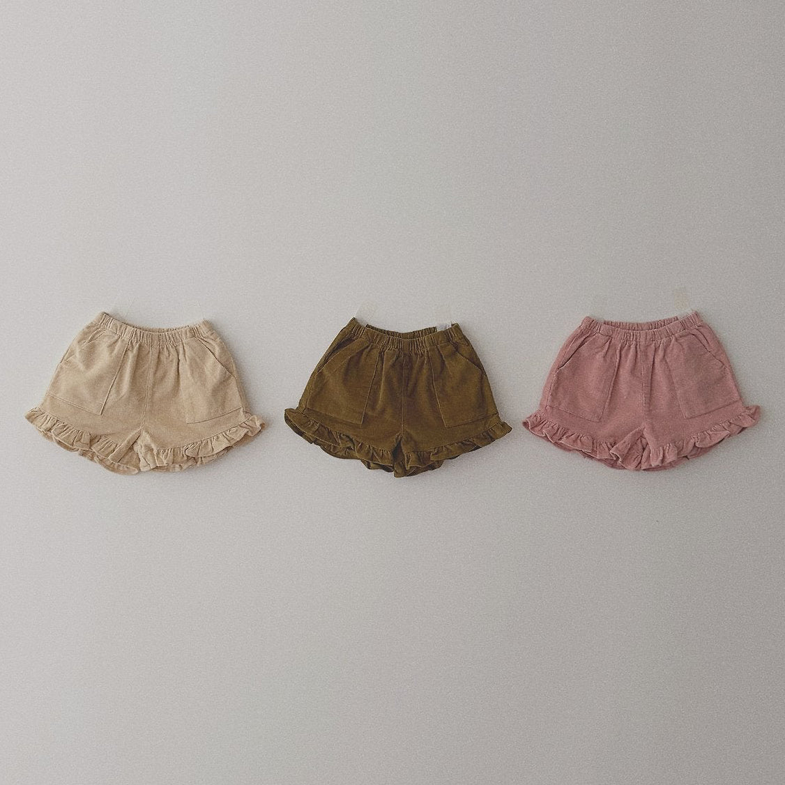 [PRE-ORDER] Frilled Corduroy Shorts