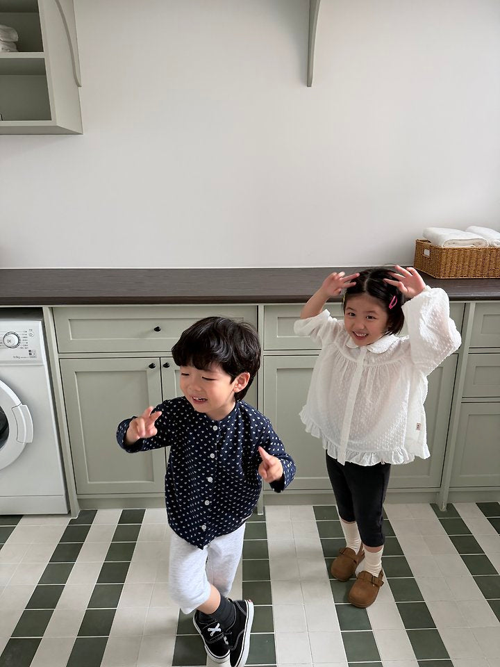 [PRE-ORDER] Heart Pattern Cardigan